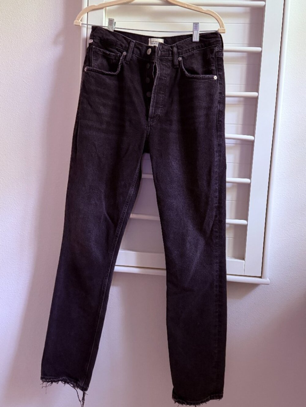 Citizens of Humanity Jolene Black Distressed Jeans Size 27 Raw Hem 29” Inseam